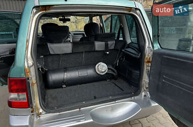 Внедорожник / Кроссовер Mitsubishi Pajero Pinin 2002 в 
