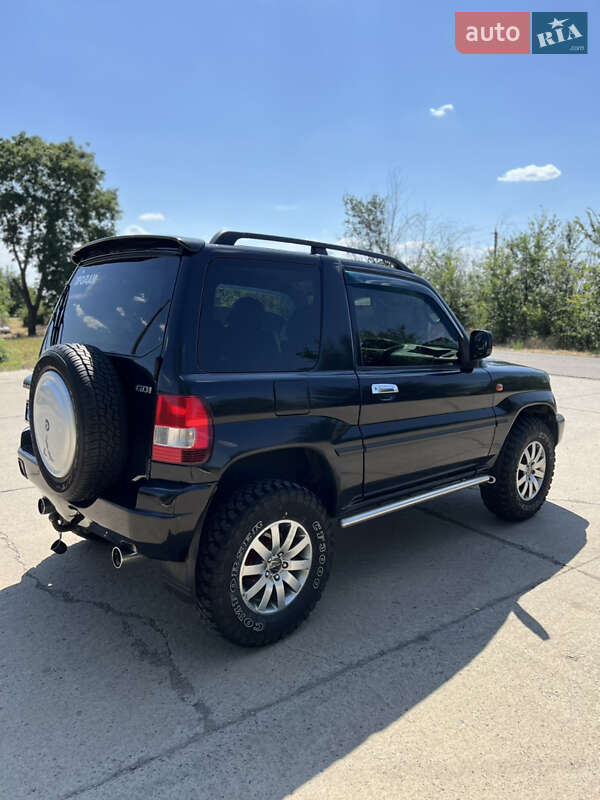 Внедорожник / Кроссовер Mitsubishi Pajero Pinin 1999 в Южноукраинске