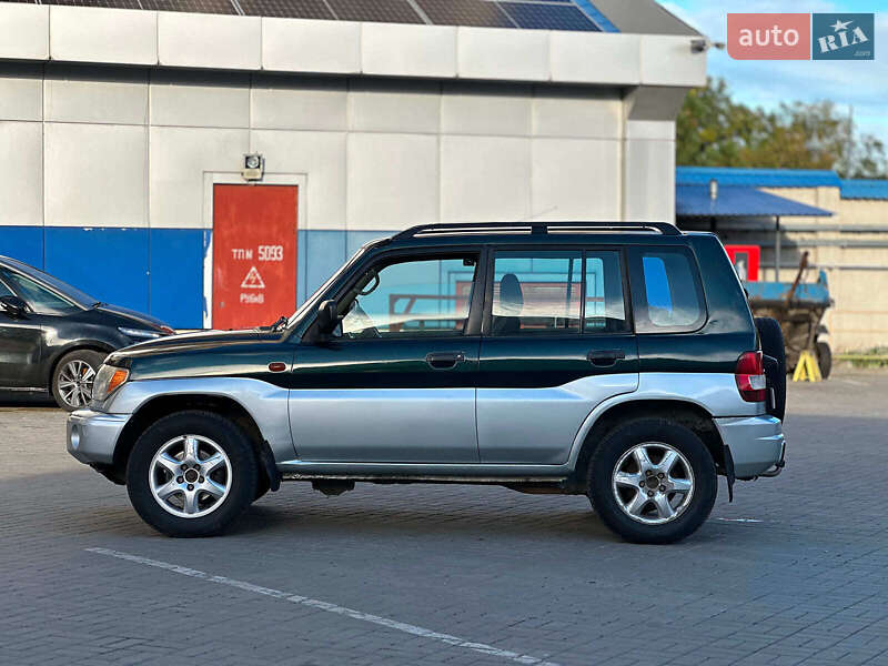 Внедорожник / Кроссовер Mitsubishi Pajero Pinin 2003 в Одессе