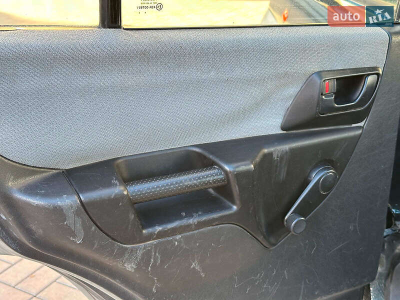 Внедорожник / Кроссовер Mitsubishi Pajero Pinin 2003 в Одессе