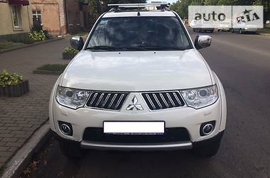 Внедорожник / Кроссовер Mitsubishi Pajero Sport 2011 в Киеве