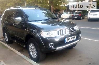 Внедорожник / Кроссовер Mitsubishi Pajero Sport 2012 в Одессе