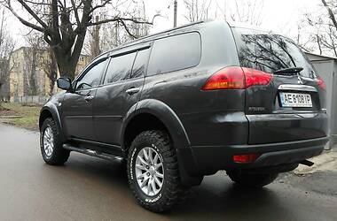 Позашляховик / Кросовер Mitsubishi Pajero Sport 2011 в Кривому Розі