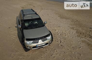 Внедорожник / Кроссовер Mitsubishi Pajero Sport 2010 в Одессе