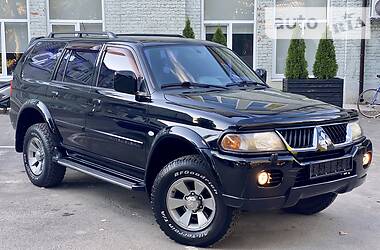Внедорожник / Кроссовер Mitsubishi Pajero Sport 2008 в Киеве