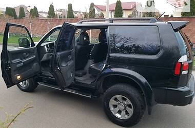 Внедорожник / Кроссовер Mitsubishi Pajero Sport 2008 в 