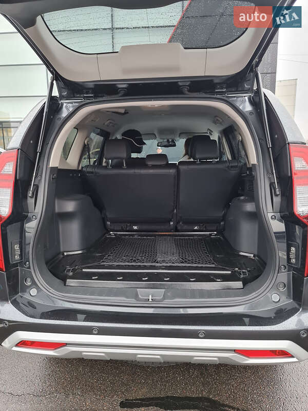 Внедорожник / Кроссовер Mitsubishi Pajero Sport 2020 в Киеве