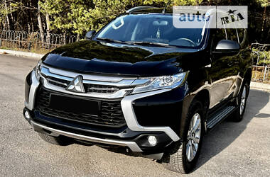 Внедорожник / Кроссовер Mitsubishi Pajero Sport 2016 в Днепре