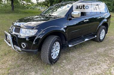 Позашляховик / Кросовер Mitsubishi Pajero Sport 2010 в Києві