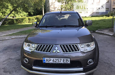 Внедорожник / Кроссовер Mitsubishi Pajero Sport 2011 в Запорожье