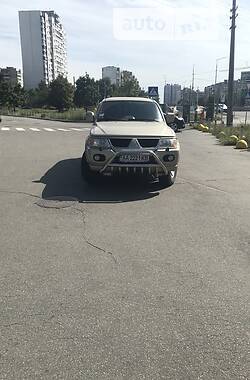 Универсал Mitsubishi Pajero Sport 2007 в Киеве