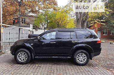 Внедорожник / Кроссовер Mitsubishi Pajero Sport 2012 в Одессе