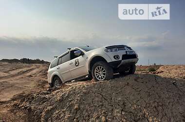 Позашляховик / Кросовер Mitsubishi Pajero Sport 2012 в Одесі