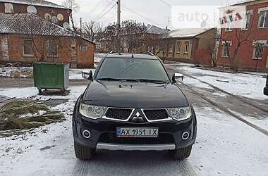 Внедорожник / Кроссовер Mitsubishi Pajero Sport 2010 в Харькове