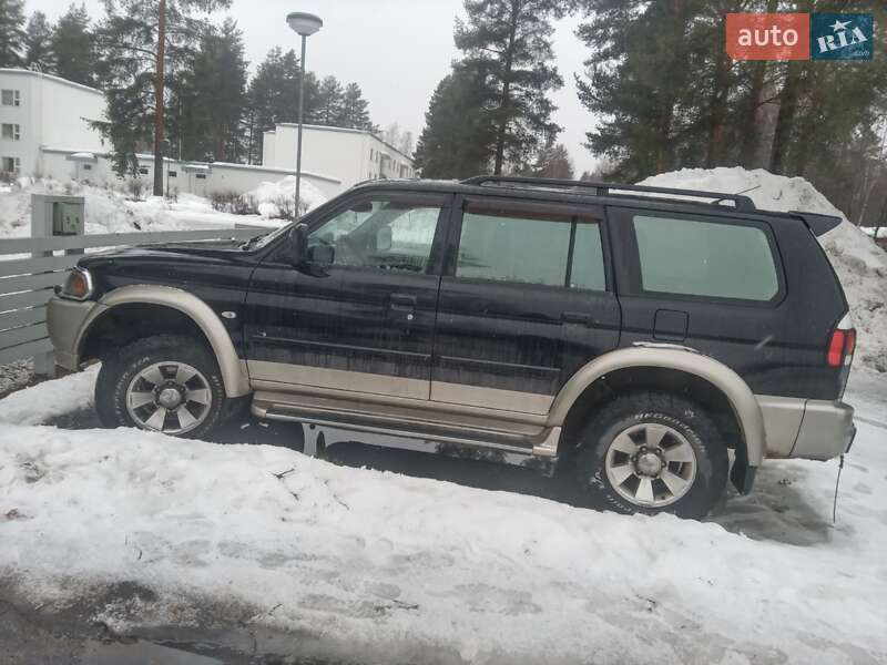 Внедорожник / Кроссовер Mitsubishi Pajero Sport 2005 в Изюме