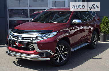 Внедорожник / Кроссовер Mitsubishi Pajero Sport 2018 в Одессе