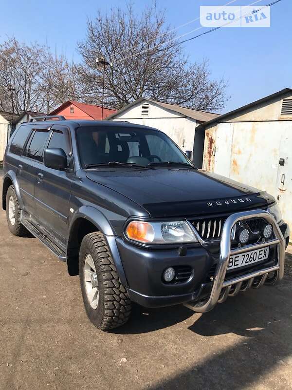 Mitsubishi Pajero Sport 2006