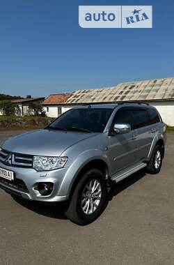 Позашляховик / Кросовер Mitsubishi Pajero Sport 2013 в Коломиї