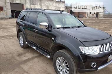 Позашляховик / Кросовер Mitsubishi Pajero Sport 2010 в Новодністровську