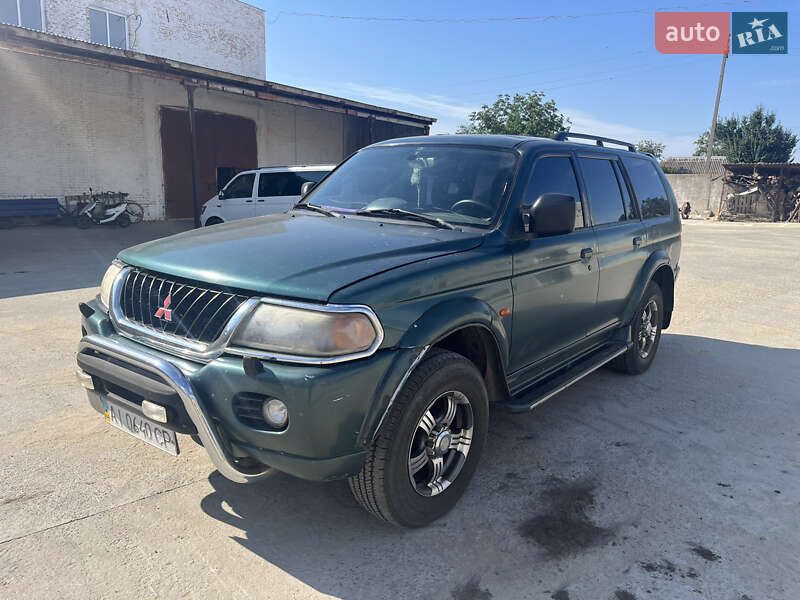 Внедорожник / Кроссовер Mitsubishi Pajero Sport 2003 в Володарке