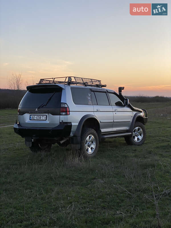 Внедорожник / Кроссовер Mitsubishi Pajero Sport 2007 в Вольногорске