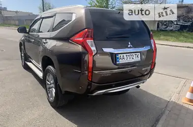 Mitsubishi Pajero Sport 2017