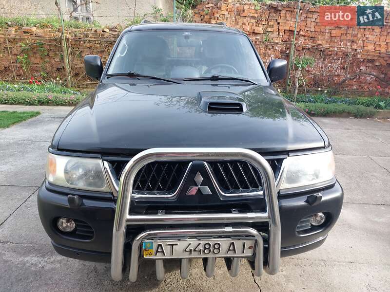 Внедорожник / Кроссовер Mitsubishi Pajero Sport 2007 в 