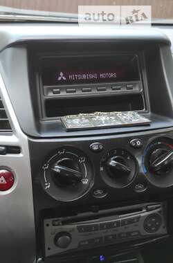 Внедорожник / Кроссовер Mitsubishi Pajero Sport 2013 в Ахтырке