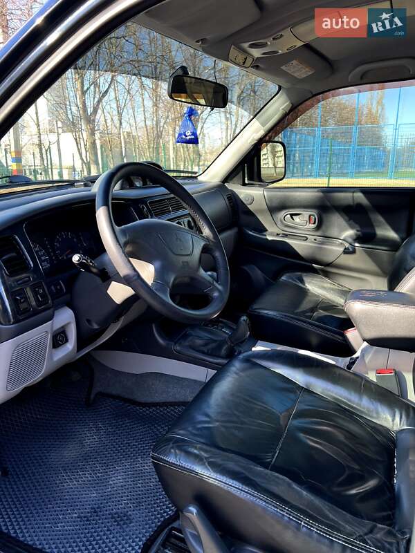 Внедорожник / Кроссовер Mitsubishi Pajero Sport 2007 в Харькове