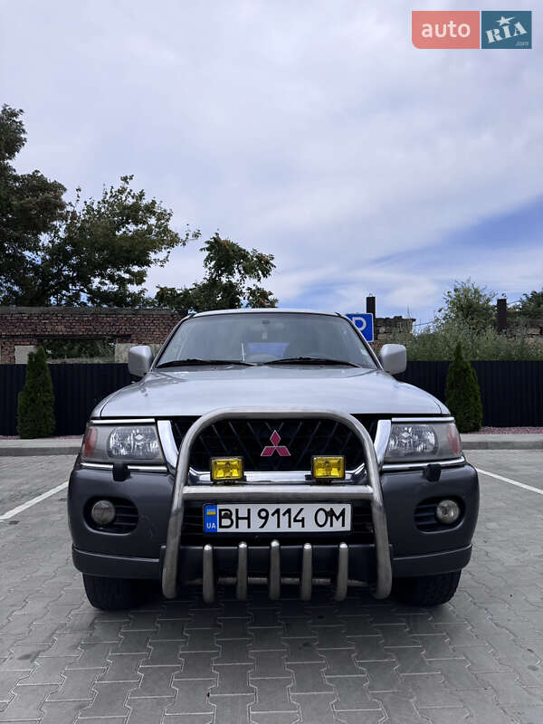 Позашляховик / Кросовер Mitsubishi Pajero Sport 2002 в Одесі