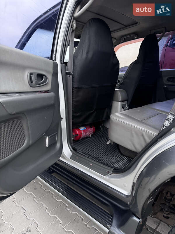 Позашляховик / Кросовер Mitsubishi Pajero Sport 2002 в Одесі