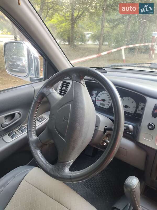 Внедорожник / Кроссовер Mitsubishi Pajero Sport 2004 в Ивано-Франковске