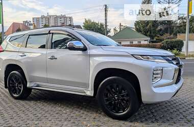 Внедорожник / Кроссовер Mitsubishi Pajero Sport 2021 в Харькове