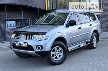 Внедорожник / Кроссовер Mitsubishi Pajero Sport 2011 в Жовкве