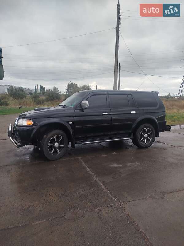 Позашляховик / Кросовер Mitsubishi Pajero Sport 2005 в Одесі