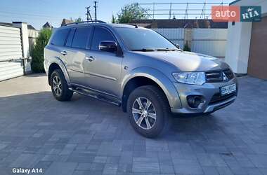 Внедорожник / Кроссовер Mitsubishi Pajero Sport 2015 в Ахтырке