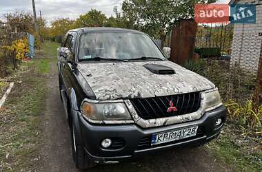 Позашляховик / Кросовер Mitsubishi Pajero Sport 2003 в Кривому Розі