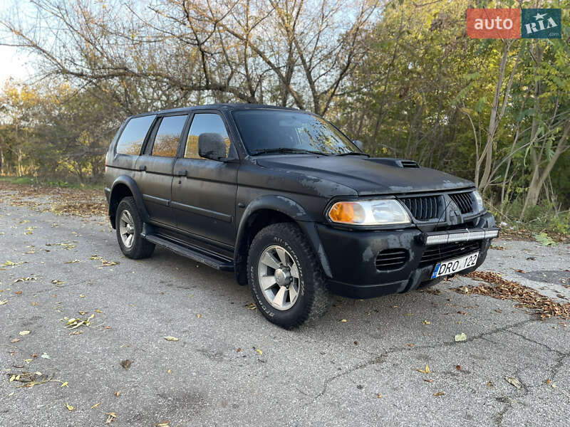 Внедорожник / Кроссовер Mitsubishi Pajero Sport 2000 в Одессе