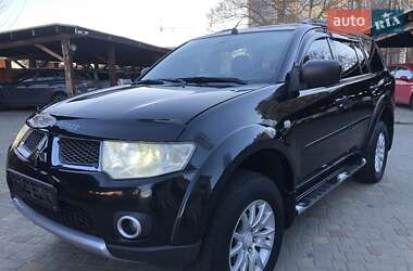 Позашляховик / Кросовер Mitsubishi Pajero Sport 2012 в Одесі