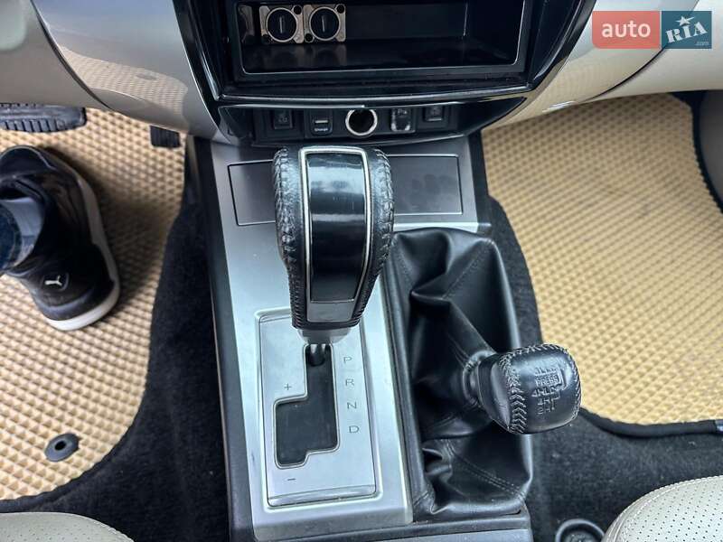 Внедорожник / Кроссовер Mitsubishi Pajero Sport 2012 в Львове