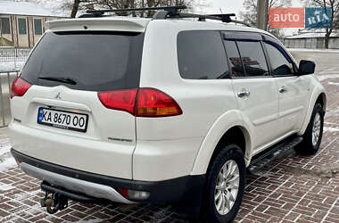 Позашляховик / Кросовер Mitsubishi Pajero Sport 2012 в Сумах