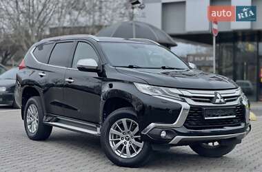 Внедорожник / Кроссовер Mitsubishi Pajero Sport 2017 в Одессе