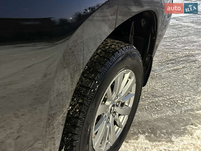 Внедорожник / Кроссовер Mitsubishi Pajero Sport 2016 в Тульчине