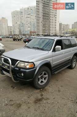 Позашляховик / Кросовер Mitsubishi Pajero Sport 2006 в Києві