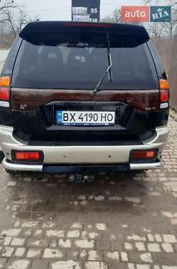 Внедорожник / Кроссовер Mitsubishi Pajero Sport 2000 в 