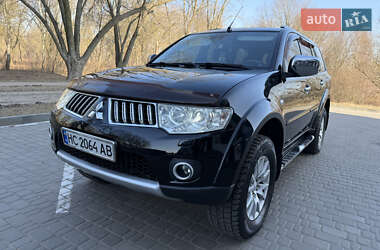 Позашляховик / Кросовер Mitsubishi Pajero Sport 2011 в Камені-Каширському