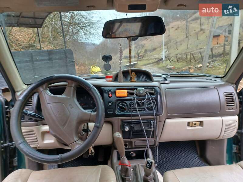 Внедорожник / Кроссовер Mitsubishi Pajero Sport 2000 в Тячеве