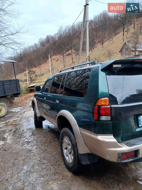 Внедорожник / Кроссовер Mitsubishi Pajero Sport 2000 в Тячеве