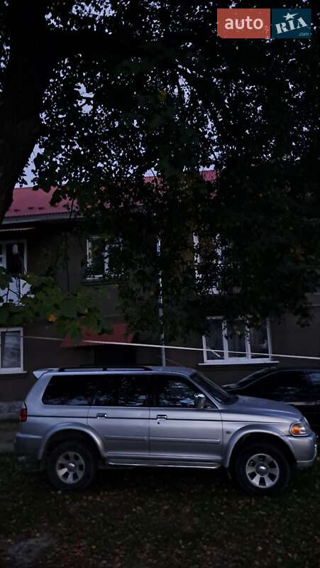 Внедорожник / Кроссовер Mitsubishi Pajero Sport 2008 в Черновцах