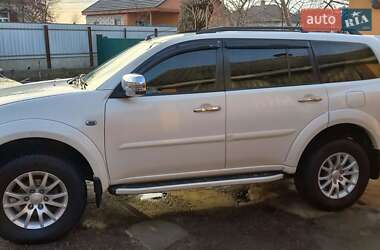 Внедорожник / Кроссовер Mitsubishi Pajero Sport 2014 в 